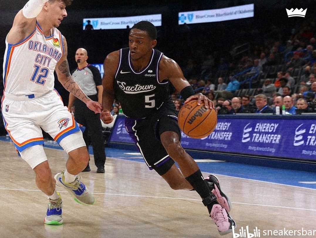 在中场的控 在中场的控