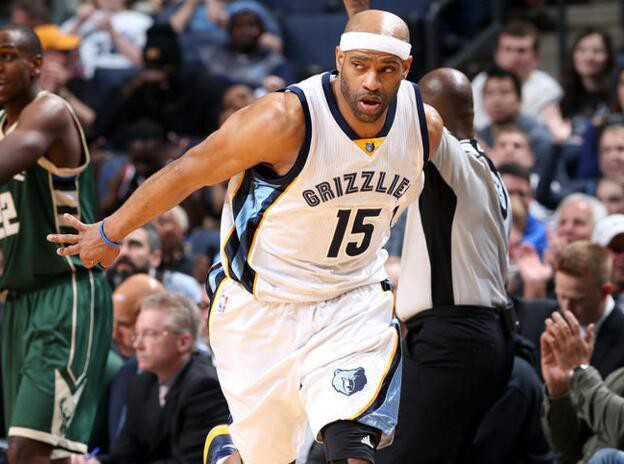 和9个篮板 和9个篮板