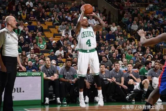 扮演着至关 扮演着至关