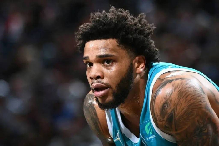 詹姆斯的夺 詹姆斯的夺